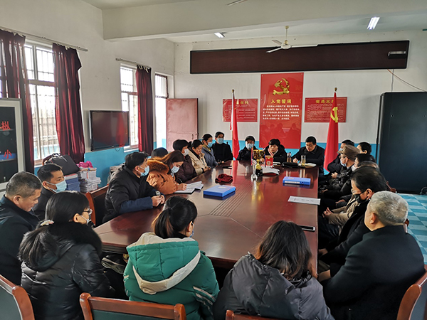 时雨润新苗，百业教为先——枞阳小学党支部召开专题会议学习2021年全国教育工作会议精神