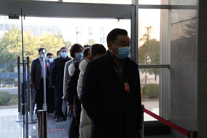 枞阳县代表团出席市十六届人大四次会议开幕式