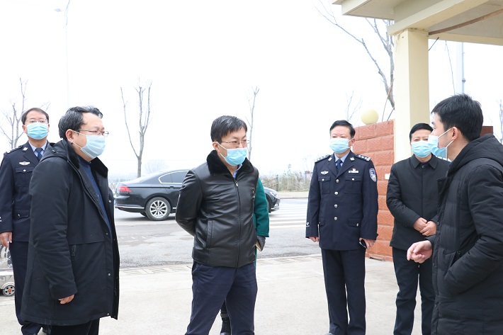 杨如松深入一线检查疫情防控工作